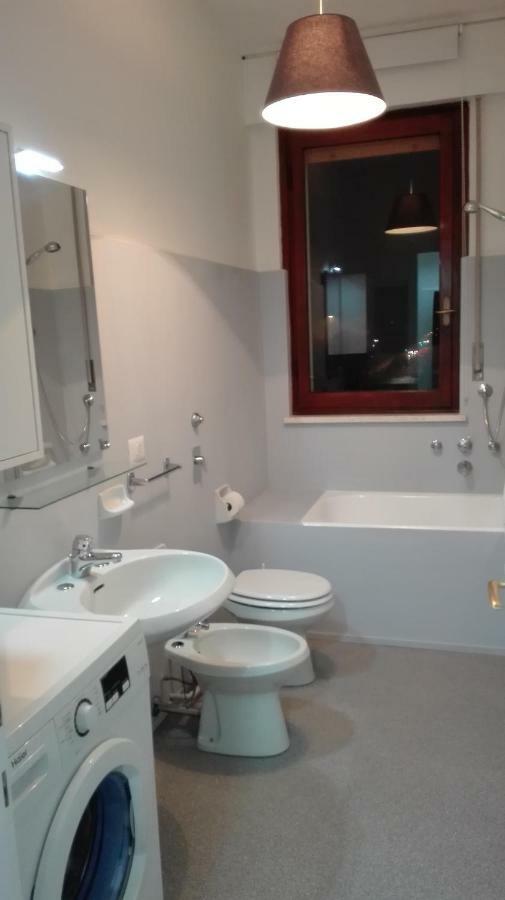 Apartamento Mecenate Cozy Flat Milán Exterior foto