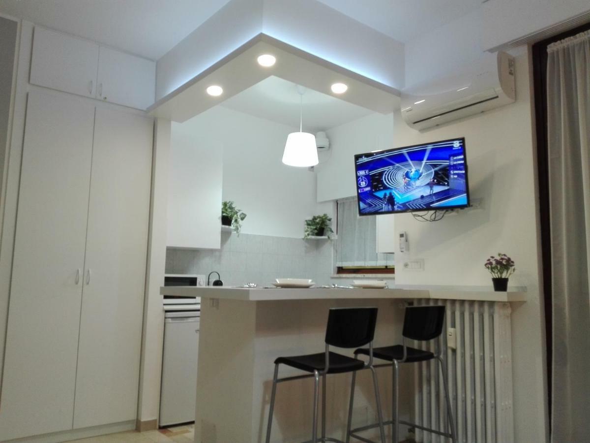 Apartamento Mecenate Cozy Flat Milán Exterior foto
