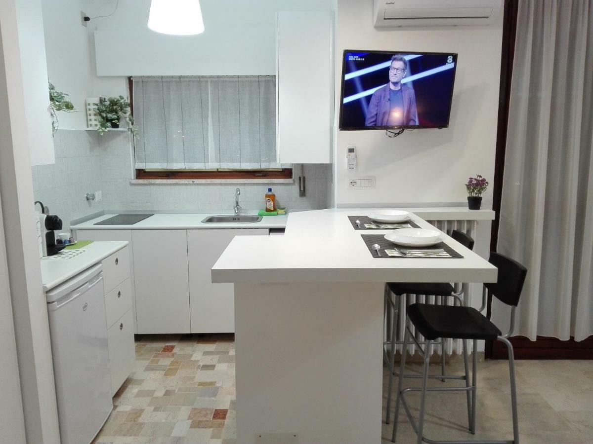 Apartamento Mecenate Cozy Flat Milán Exterior foto