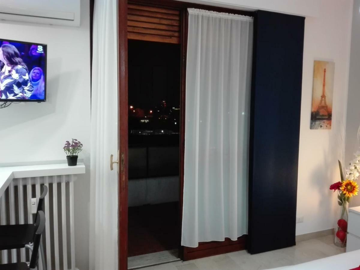 Apartamento Mecenate Cozy Flat Milán Exterior foto