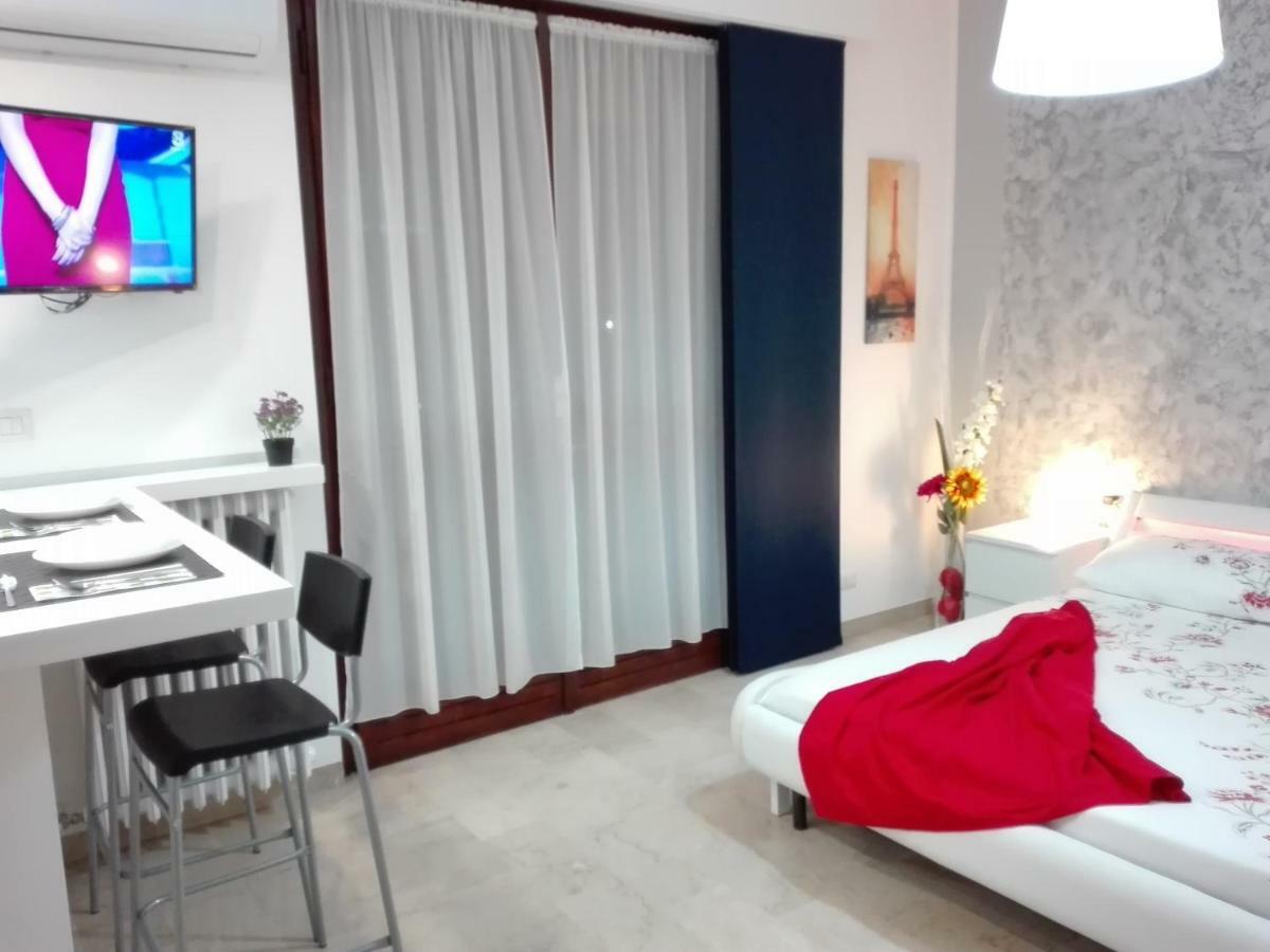 Apartamento Mecenate Cozy Flat Milán Exterior foto
