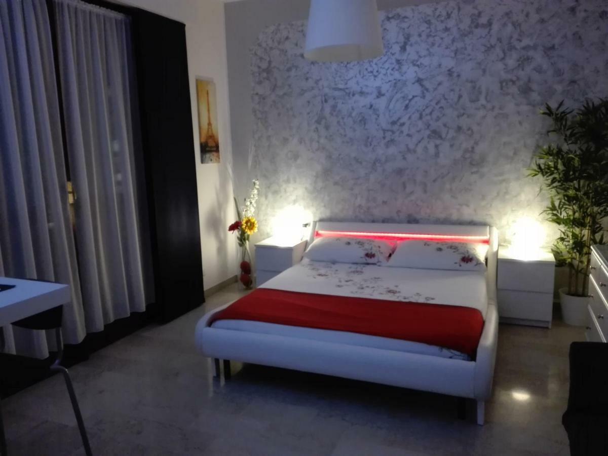 Apartamento Mecenate Cozy Flat Milán Exterior foto