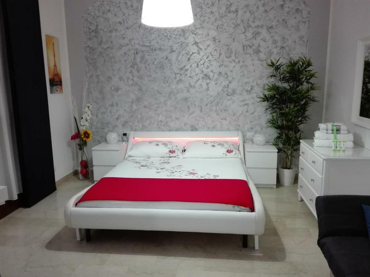 Apartamento Mecenate Cozy Flat Milán Exterior foto