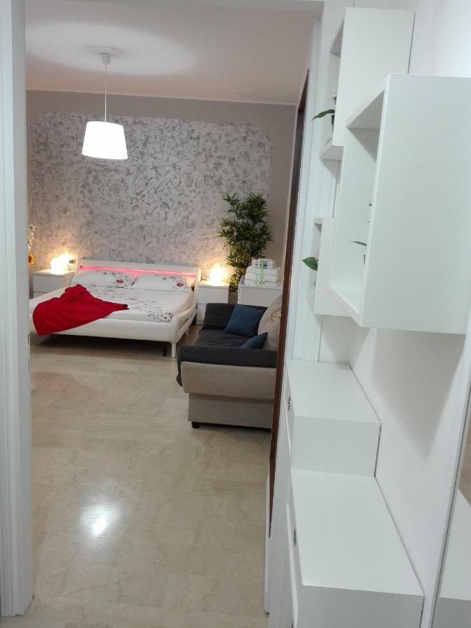 Apartamento Mecenate Cozy Flat Milán Exterior foto